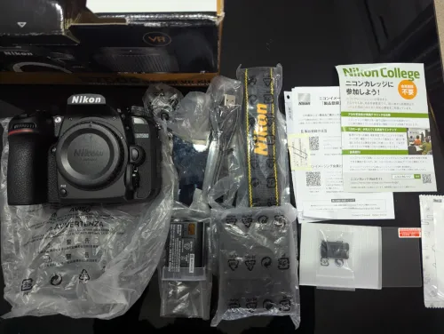 Nikon nue neuf 