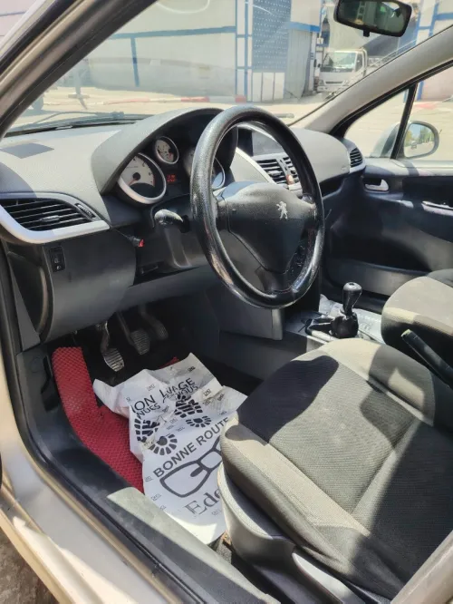 Peugeot 207 2008 207