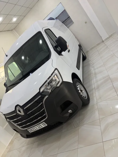 Renault Master 2025