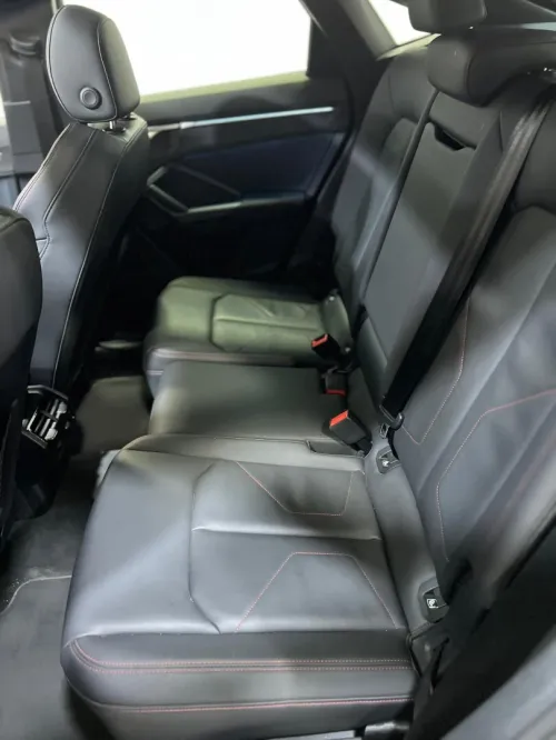 Audi Q5 2025 Slin