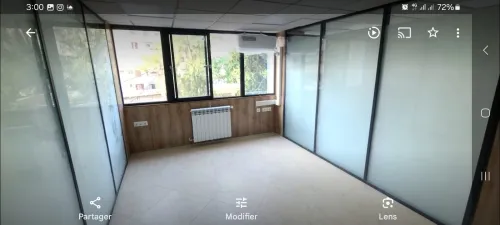 Cloison amovible et séparation de bureaux 