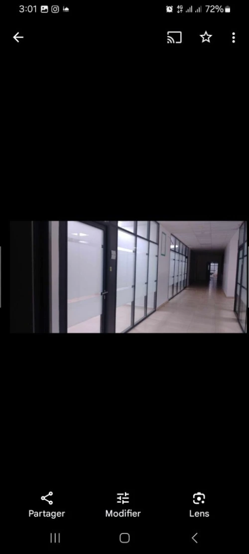 Cloison amovible et séparation de bureaux 