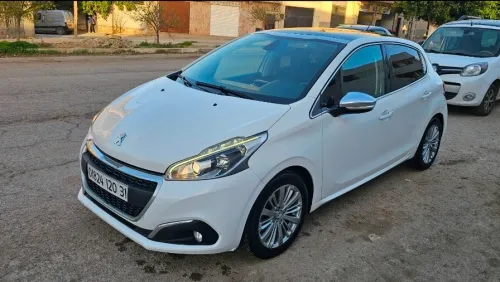 Peugeot 208 2020 Allure Facelift