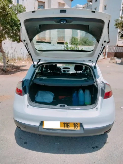 Renault Megane 3 2016 New Play
