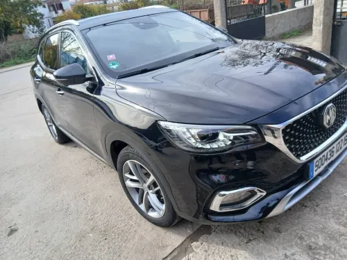 MG EHS 2022 Luxury