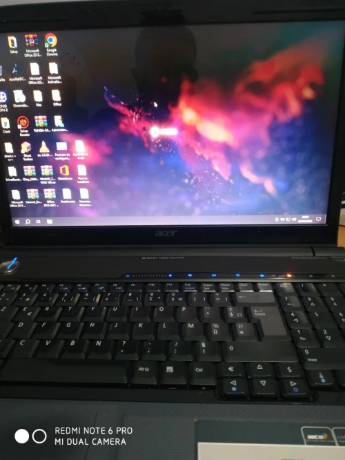 Acer Aspire 6930G للبيع بحالة جيدة وسعر مغري
