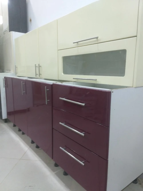 مطبخ عصري مستعمل  cuisine moderne utilisée