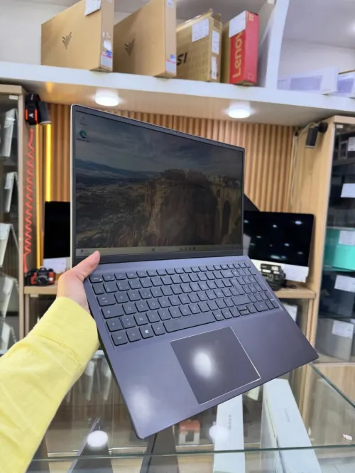 DELL VOSTRO 15- SS10 I5-11320H 8GB/256GB