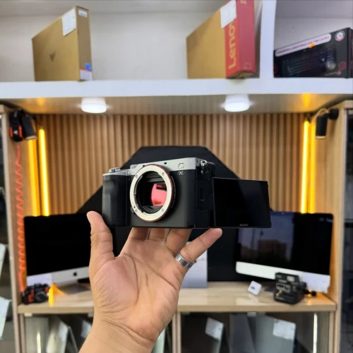 Sony A7C boitier nu en excellent état batterie et chargeur
