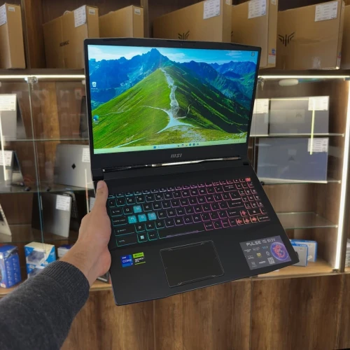 MSI PULSE 15 B13V I7 13700H 16GB/512GB