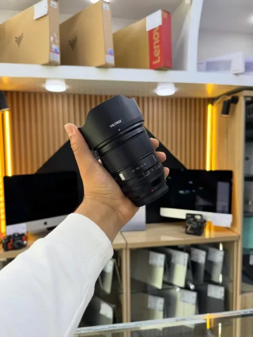 Objectif Viltrox 75 mm f1.2 FX-mount en excellente état