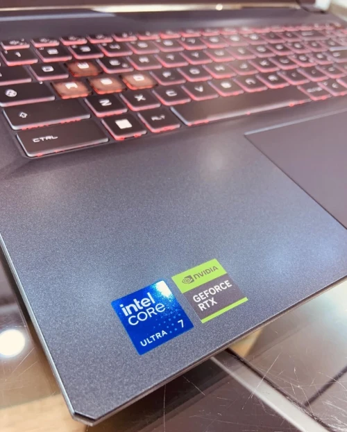 MSI CYBORG 15 AI ULTRA 7 H 16GB/1000GB RTX 4060 15P 144HZ 