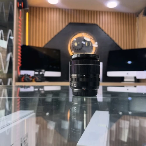 Fujinon xf 18-15mm f/2.8-4 en excellent état