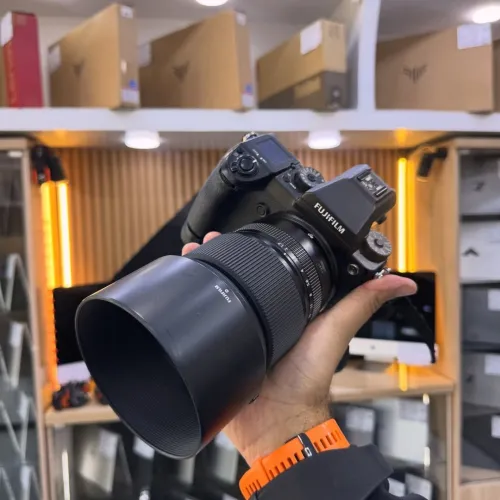 Fujifilm GFX50s avec 80mm f/1.7 en excellent état batterie
