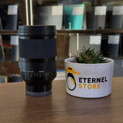 SIGMA FOR SONY 35MM F1.2 DG DN EN EXCELLENT ETAT AVEC DEUX BOUCHONS