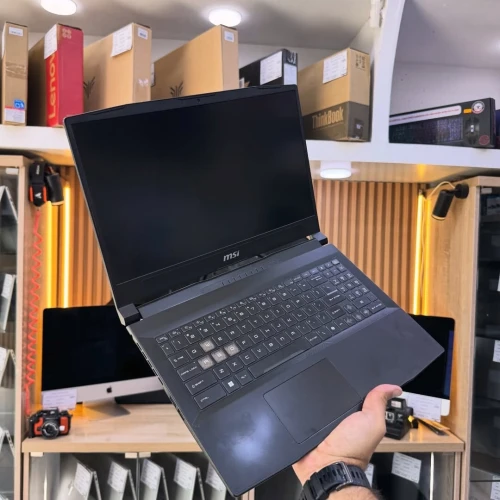 MSI KATANA 15 AI RYZEN 7 8845HS 16GB/512GB