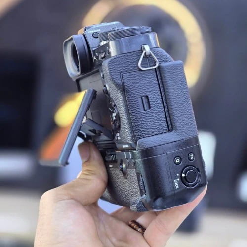Fujifilm X-T2 boitier nu en excellent état avec grip 2batterie et chargeur