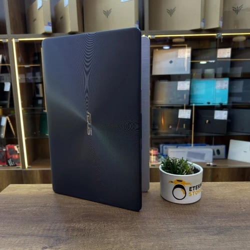 ASUS VIVOBOOK 17 I5 8250U 8GB/128GB
