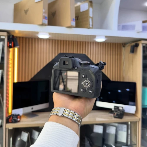 FUJIFILM FinePix SL240 avec objectif x24 Zoom en excellent état batterie