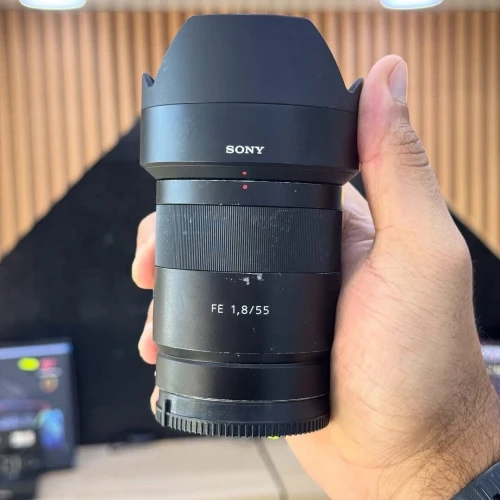 Sony zeiss 55mm f/1.8 en bon état