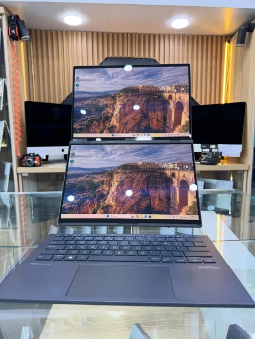 ASUS ZENBOOK DUE CORE ULTRA 9 185H 32GB/2TB