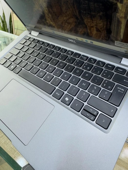 DELL LATITUDE 5450 CORE ULTRA 7-165U 16GB/512GB