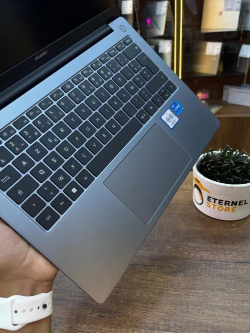 HUAWEI MATEBOOK 14 (2023)
