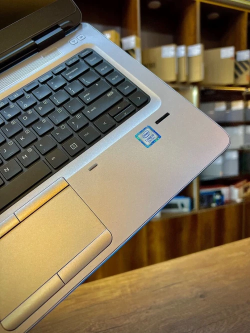 Hp probook 640 G3 i5-7300 8/256 INTEL UHD 14POUCES FHD