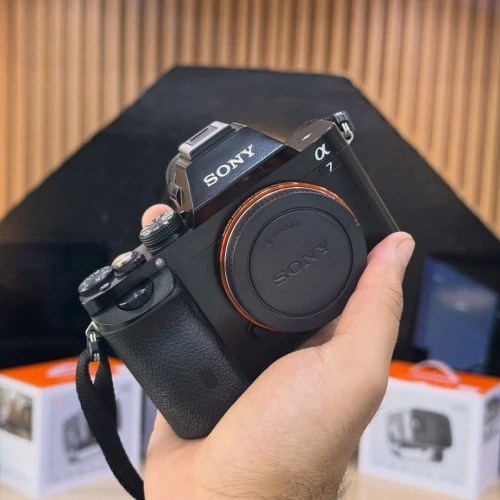 Sony A7 boitier nu en excellent état batterie et chargeur