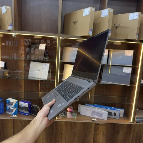 HP ZBOOK FURY 17 G7 I7 10850H 16GB/512GB