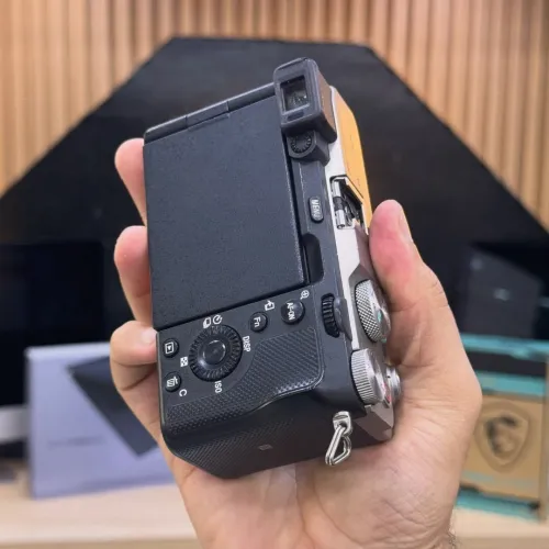 Sony A7C boitier nu en excellent état batterie et chargeur