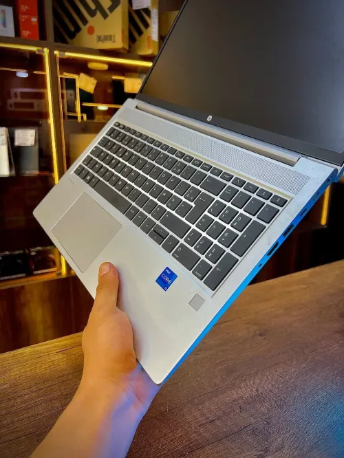 Hp probook 450 G10 intel i5-1335U 16/512 intel iris xe 15pouce FHD