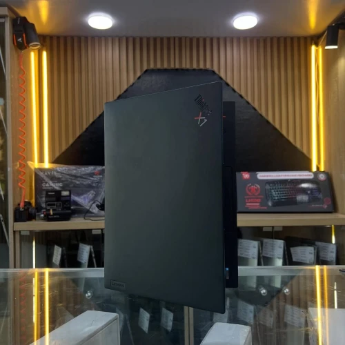 LENOVO THINKPAD X1 CARBON