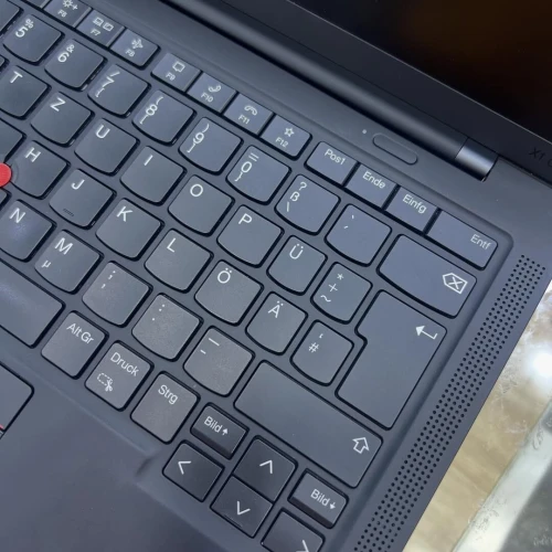 LENOVO THINKPAD X1 CARBON