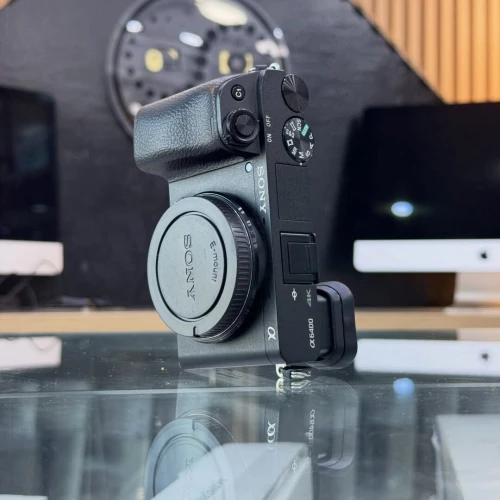 Sony A6400 boitier nu en excellent état