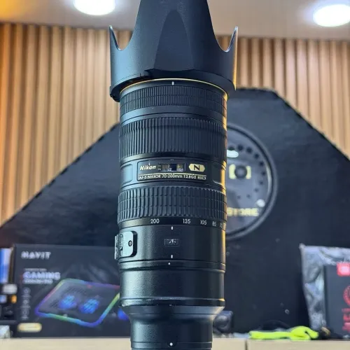 Nikon 70-200mm f/2.8 GII