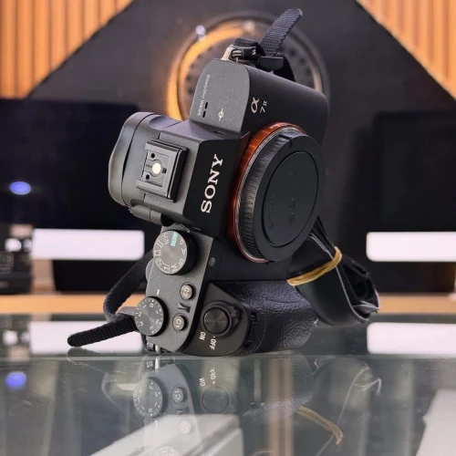 Sony A7 II boitier nu en excellent état batterie et chargeur