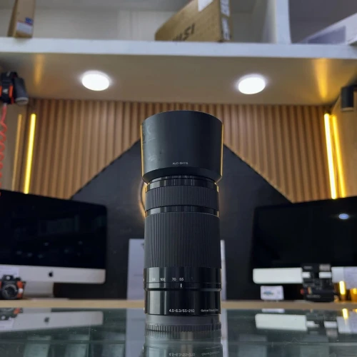 OBJECTIF SONY E-mount 55-210mm 4.5/6.3 en excellent état avec bouchon