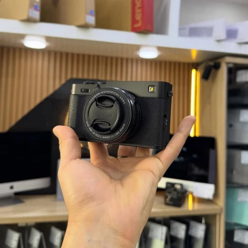 FUJIFILM X-E5 avec XF 23mm F2.8 R WR neuf jamais utilisé sous emballage