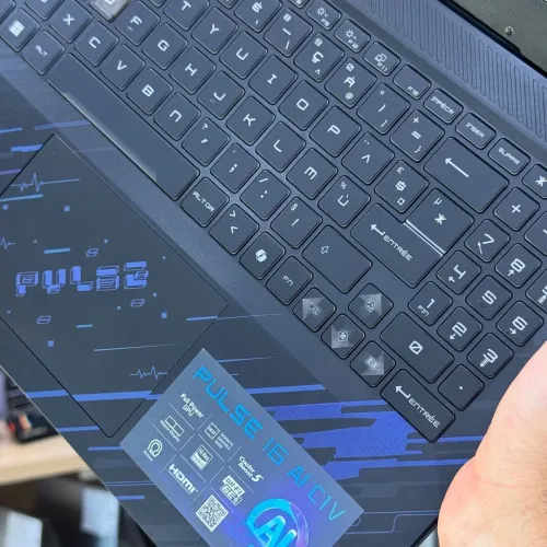 MSI PULSE 16 AI CV