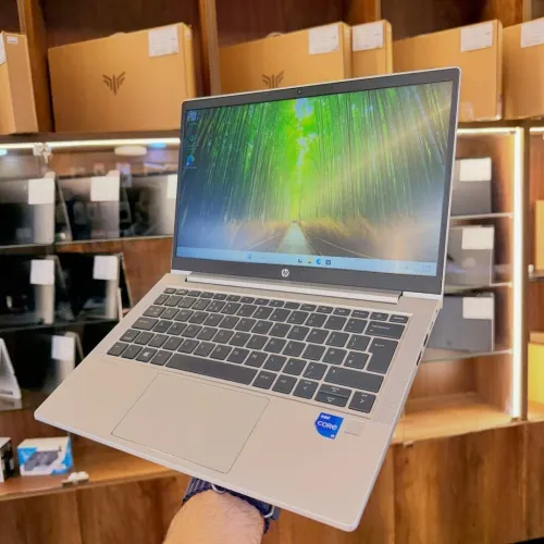 HP PROBOOK 430 G8  I5-1135G7 16GB/256GB