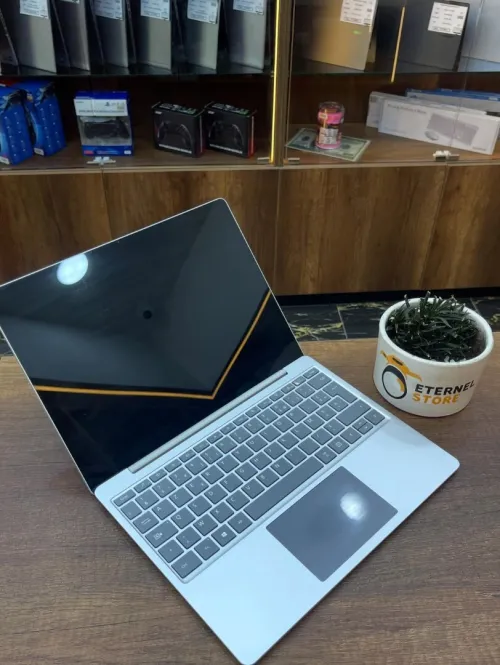 MICROSOFT SURFACE LAPTOP GO
