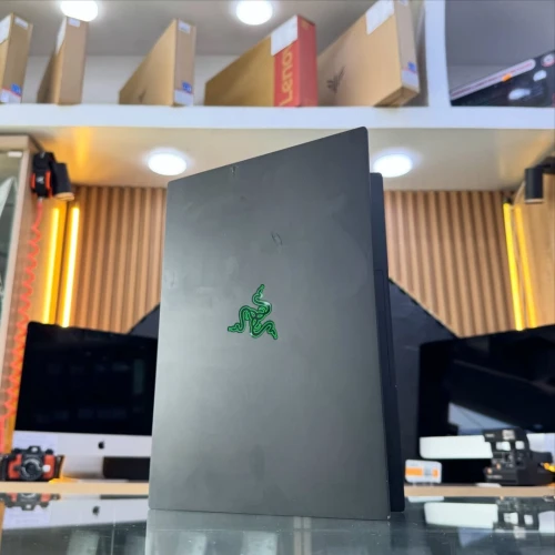 RAZER BLADE RYZEN 9-5900HX 16GB/1TB NVIDIA RTX 3080 8GB
