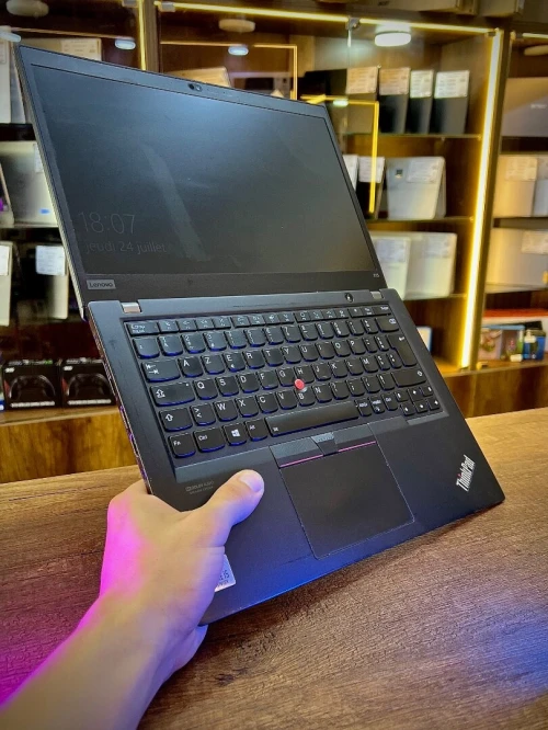 Lenovo thinkpad X13 i5-10210U 8/256 13pouce FHD