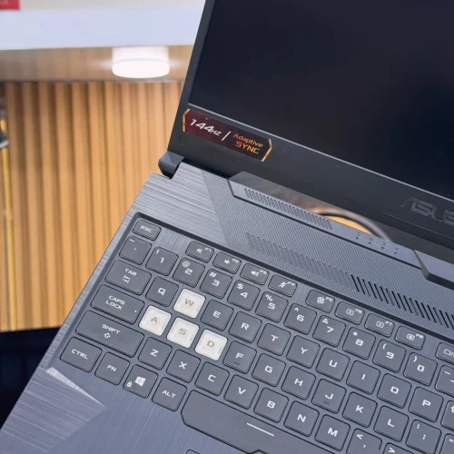 ASUS TUF F15 I7 11800H 16GB/512GB