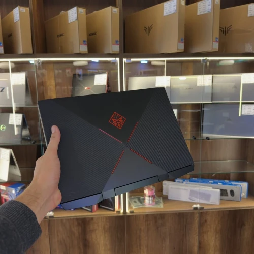 HO OMEN 15 I7 8750H 16GB/512GB