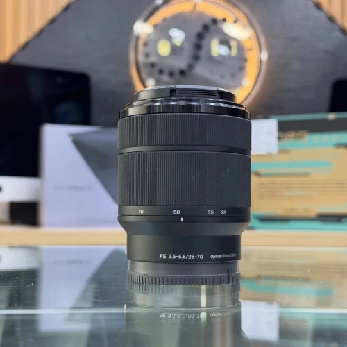 Sony 28-70mm f/3.5-5.6 en excellent état
