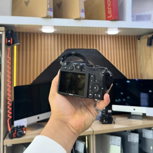 Nikon Coolpix P7000 en excellent état avec batterie chargeur