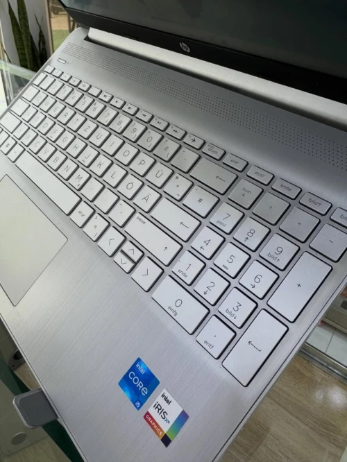 HP LAPTOP 15 I5-1235U 16GB/512GB