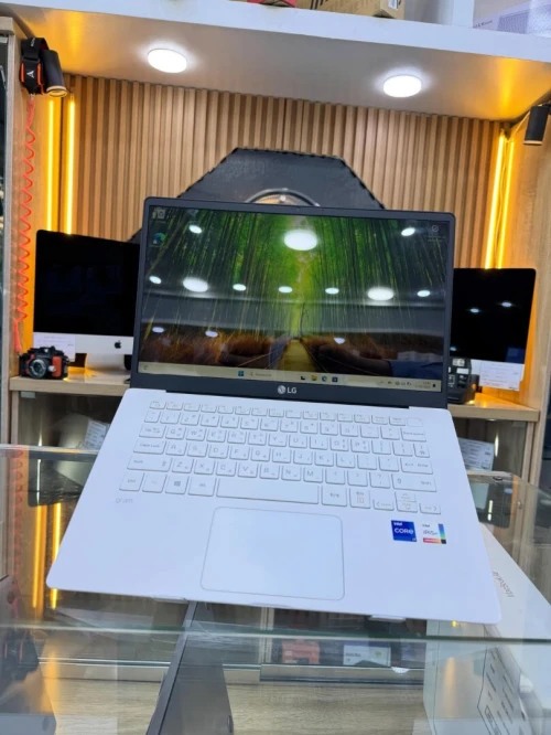 LG GRAM 14 CORE I7-1165 G7 16GB/256GB